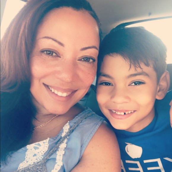 Meet your Posher, Thrifty Thicky Chicky - Picture 5 of 5